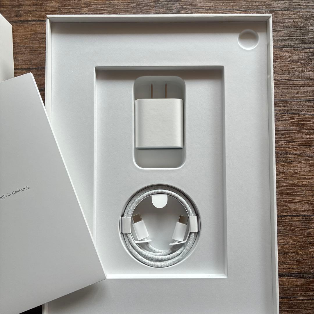 iPad 11世代　128GB シルバー　Wi-Fi