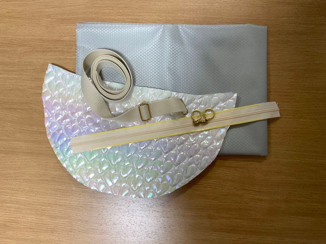 hinaページ　大きなラウンドショルダーバッグ3点