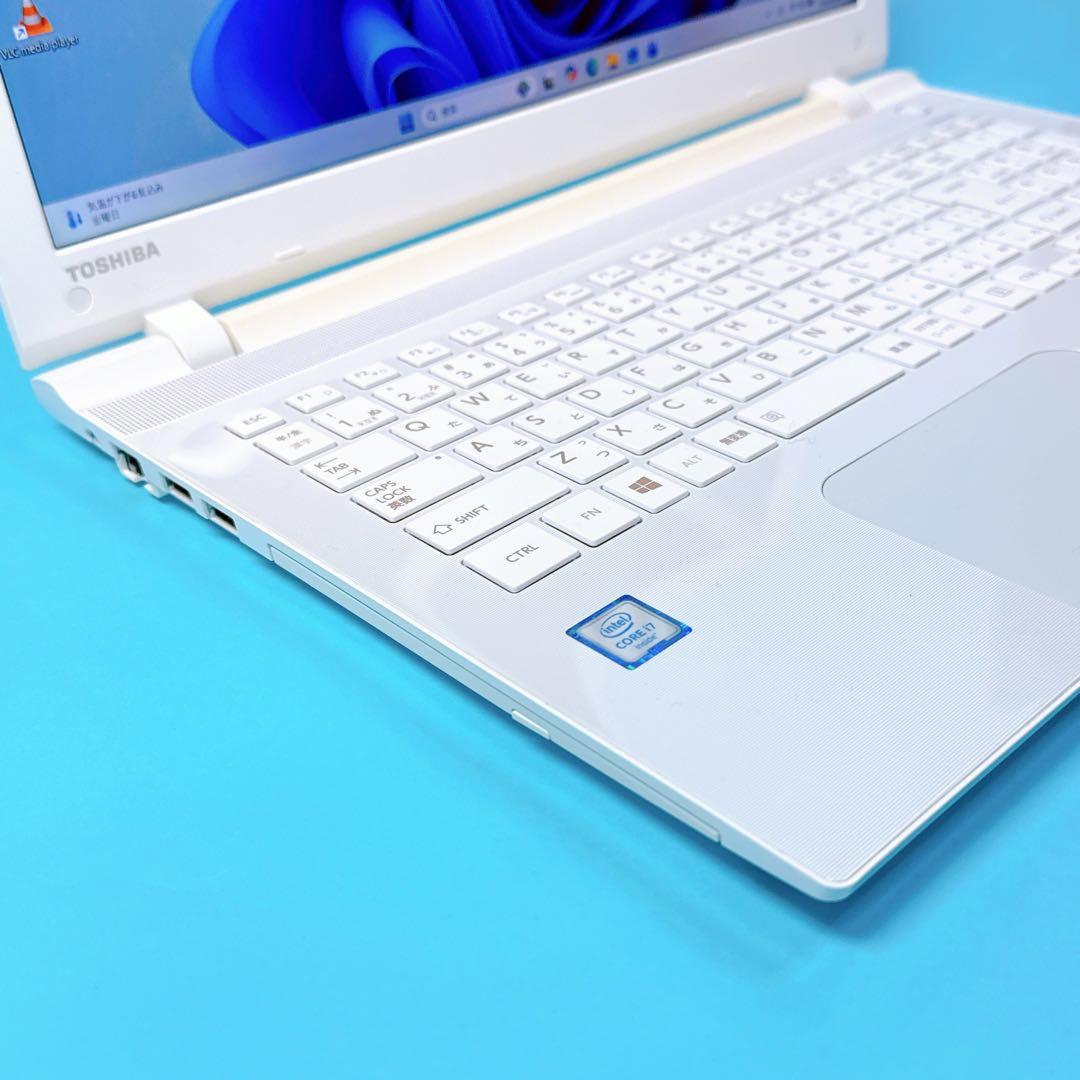 極上‼️SSD1TB 16GB corei7⭐️贅沢ノートパソコン win11 薄型