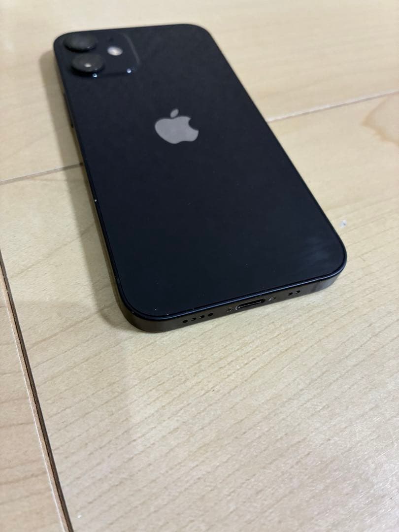 iPhone 12 mini ブラック