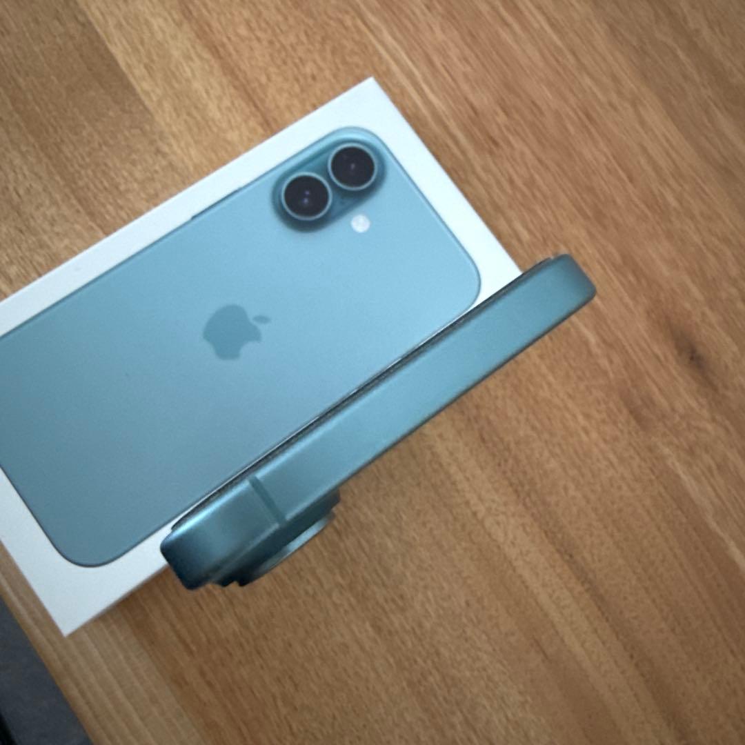 iPhone16 128GB ティール SIMフリー