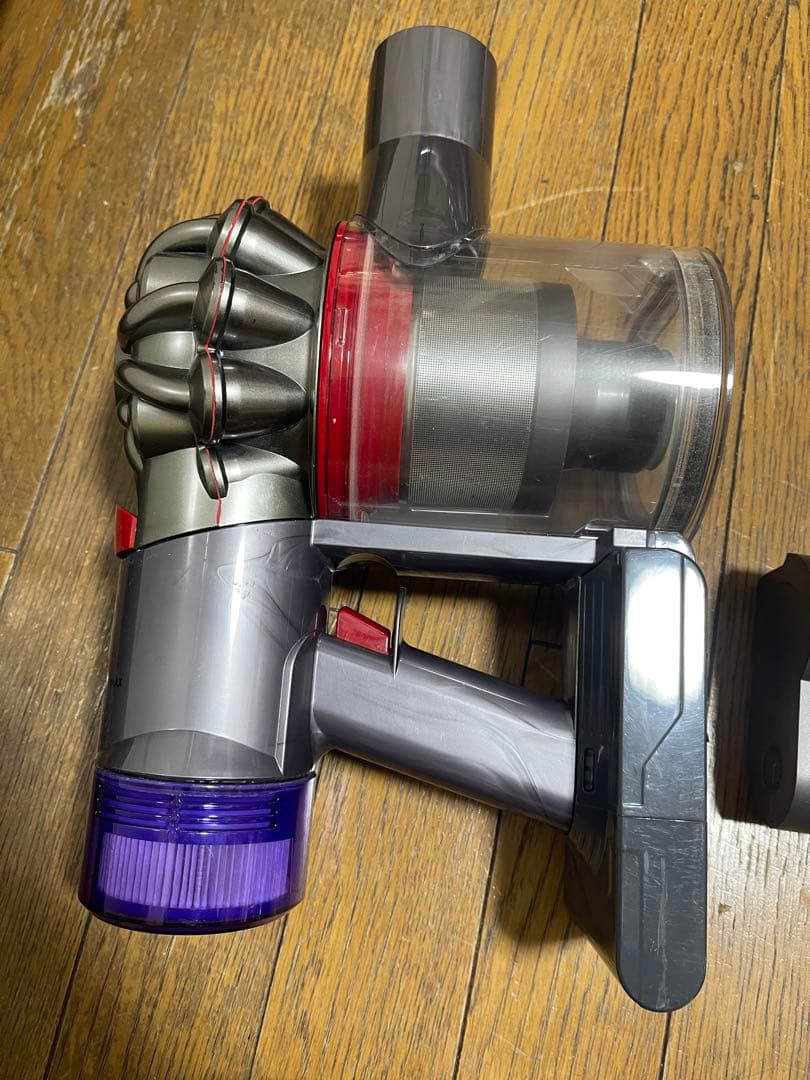ダイソン V8 ハンディ掃除機