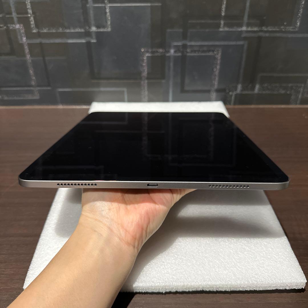 【美品】iPad Air 13インチ(M2)Wi-Fiモデル　128GB