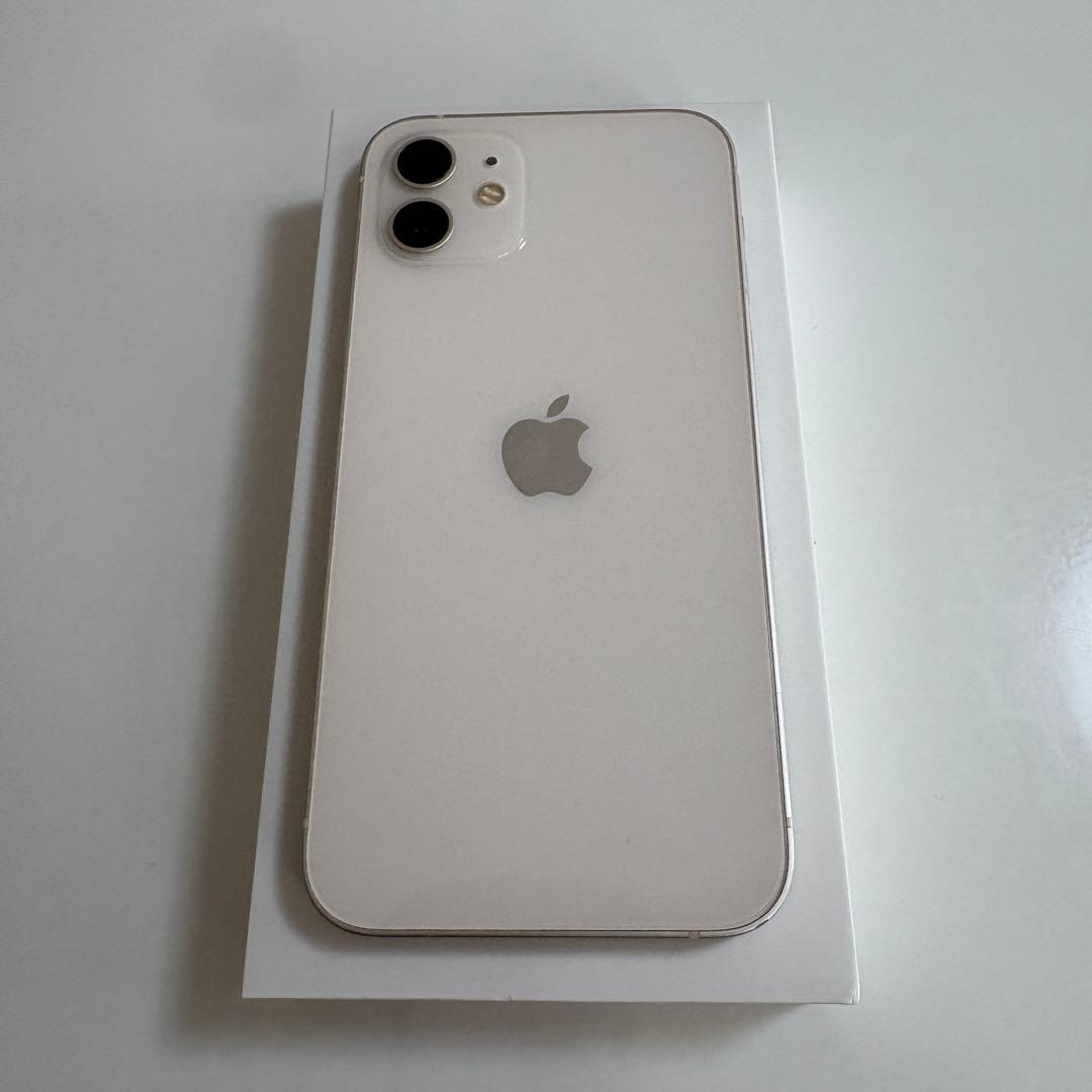 【上美品】iPhone 12 本体 128GB ホワイト SIMフリー