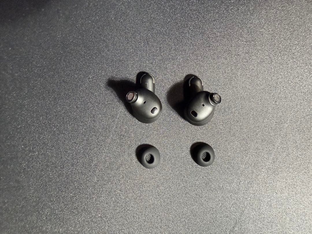 あつ様　JBL Tour Pro 3 ワイヤレスイヤホン