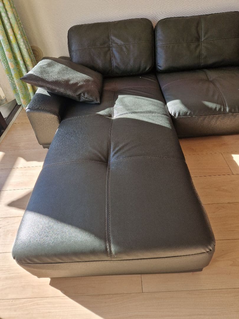 3人掛け　カウチソファ　ロータイプ　Doris クッション2個付属