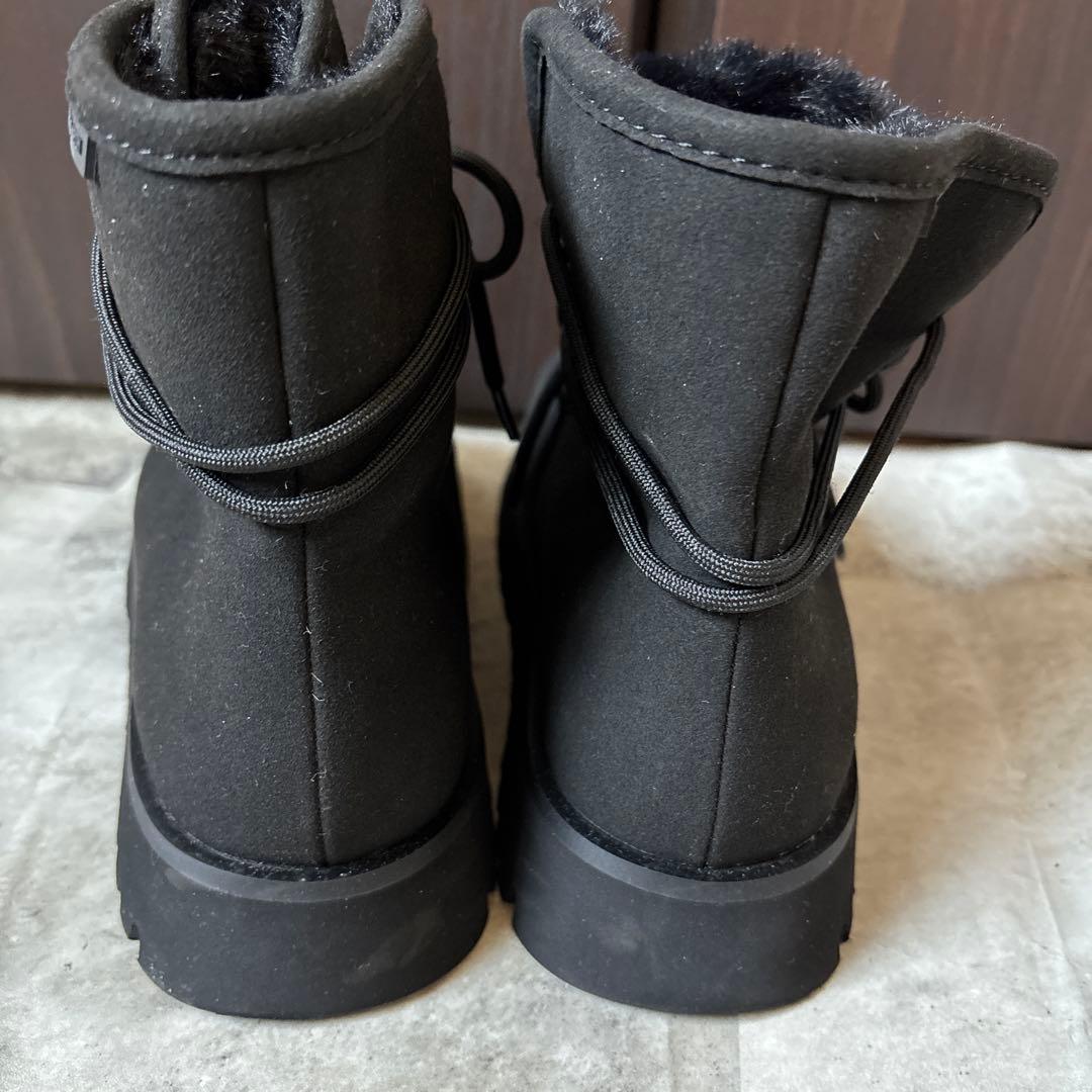チャールズ&キース　ファーブーツ スノーブーツ ショート　ブラック 23cm