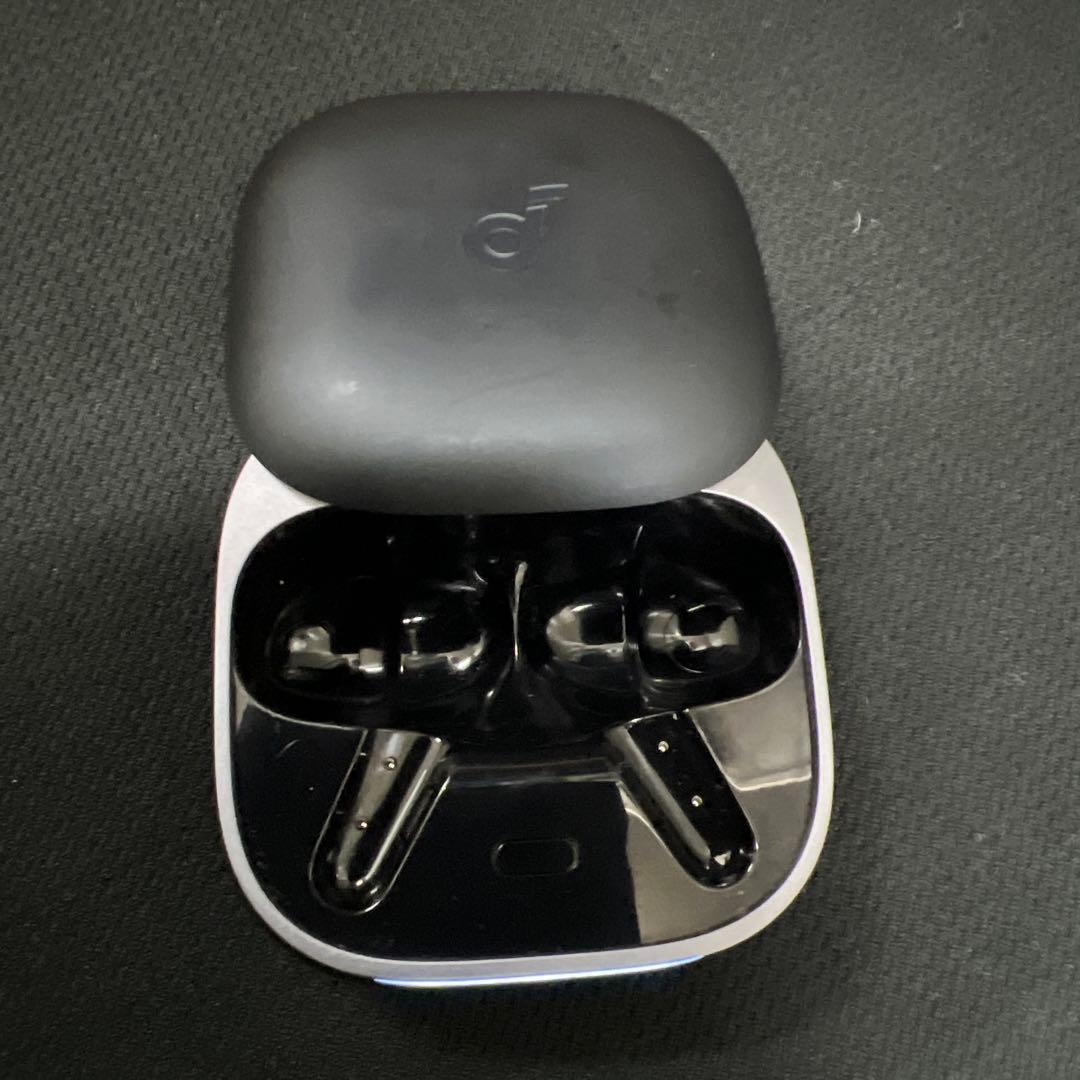 SoundCore Liberty 5 充電ケースのみ　バッテリー　ケース