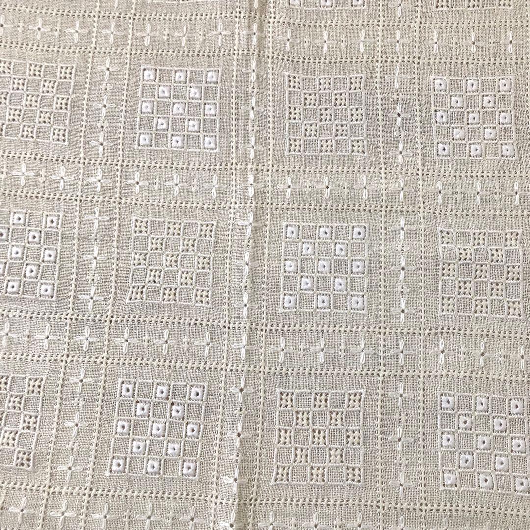 【SALE】北欧ヴィンテージ丁寧なニードルワークが施されたテーブルクロス