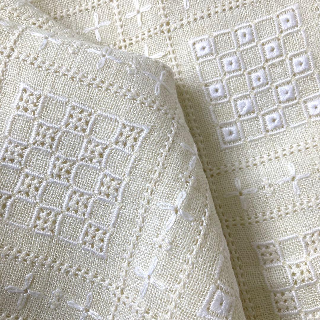 【SALE】北欧ヴィンテージ丁寧なニードルワークが施されたテーブルクロス