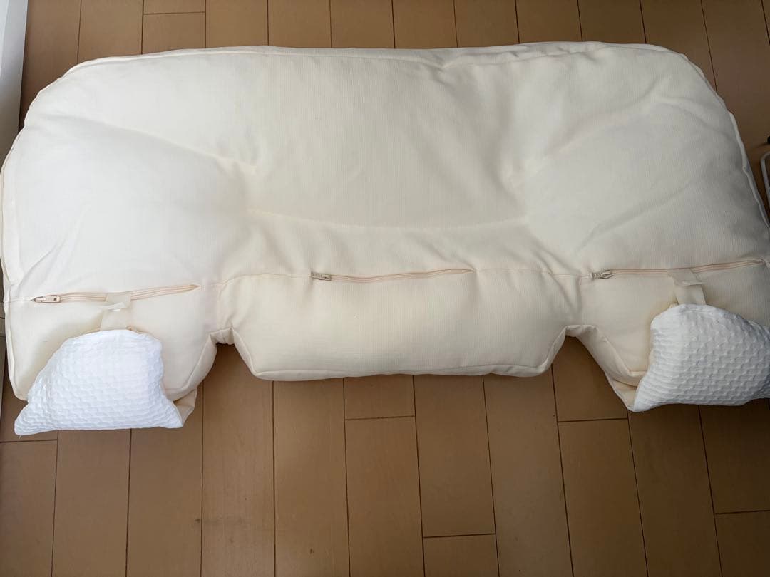 ココチファクトリー　枕　マコロン