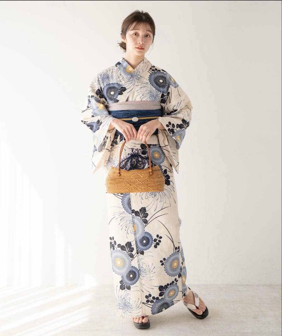 最終価格⭐️新品未使用未開封品　 ゆかた館グレース　人気浴衣M 5点セット下駄変更