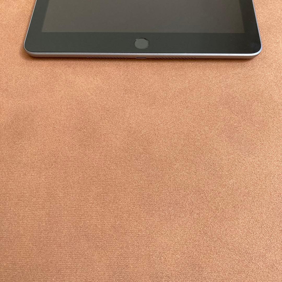 60【早い者勝ち】電池最良好☆比較的美品☆iPad6 第6世代 32GB☆