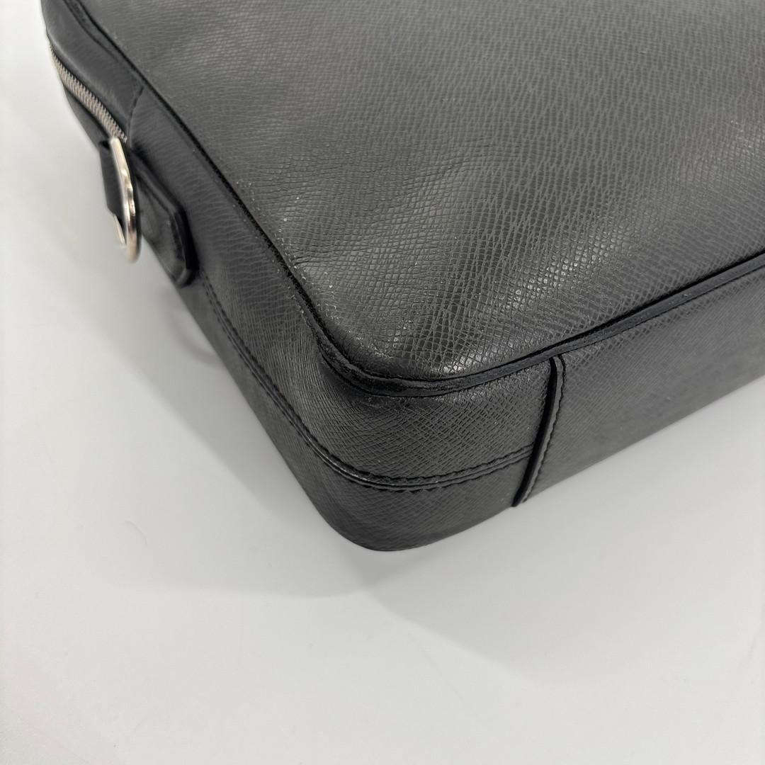 超極美品 ルイヴィトン タイガ ポルトドキュマンビジネス PDB ビジネスバッグ