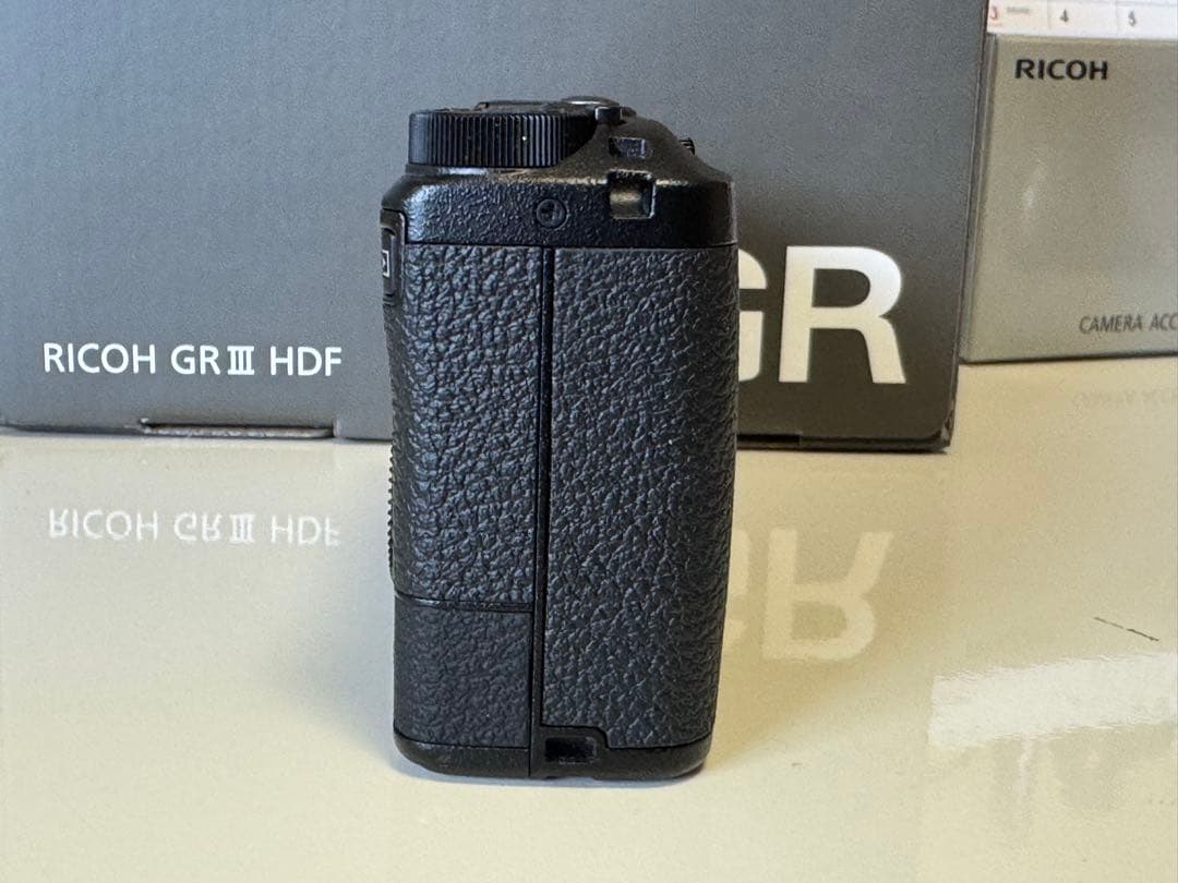 極美品　【メーカー保証付】　RICOH GR3 HDF