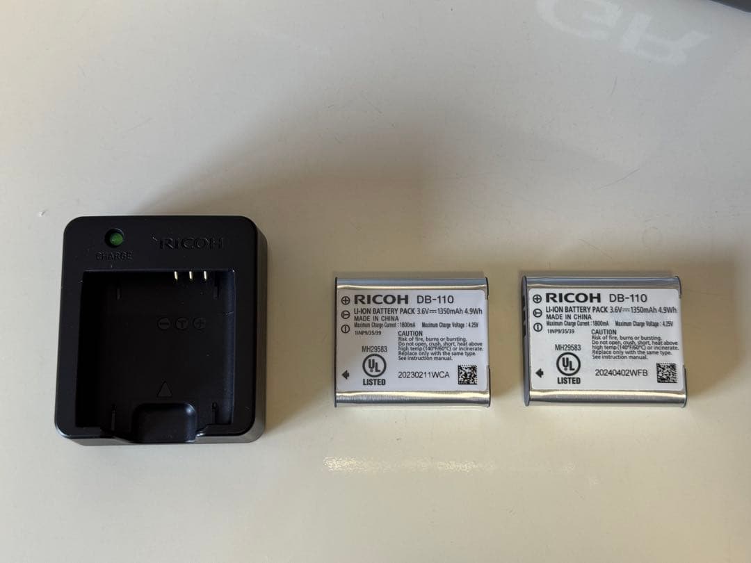 極美品　【メーカー保証付】　RICOH GR3 HDF