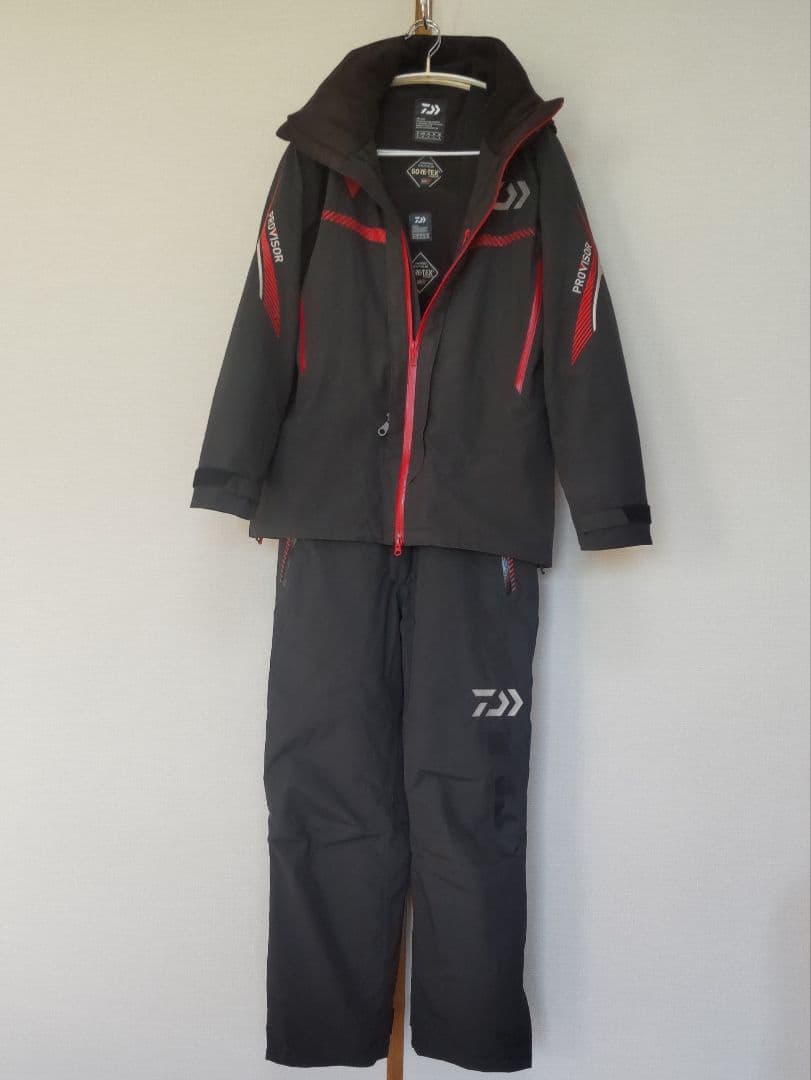 ダイワ　防寒着　DW-1308　Mサイズ