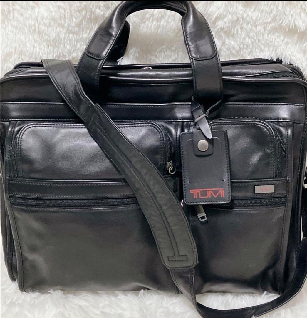 【超美品】TUMI カーフレザー大容量　ビジネスバッグ ブラック A4 PC