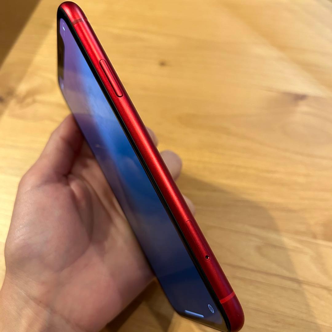 Apple iPhone 11 (PRODUCT(RED)) 本体