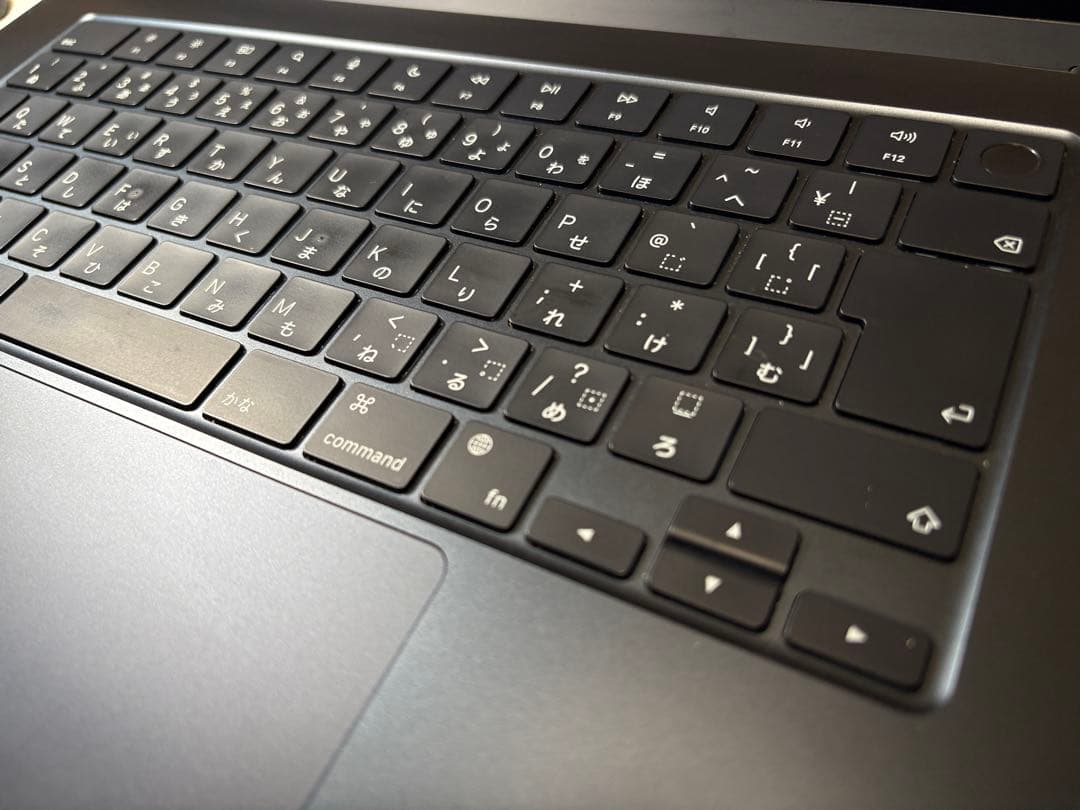 MacBook Air 15インチ M2 メモリ8GB SSD256GB整備済