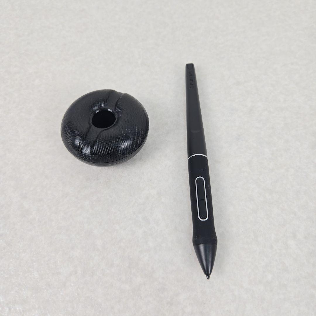 【美品】Huion Kamvas 12 液タブ 板タブ 初心者向け GS1161