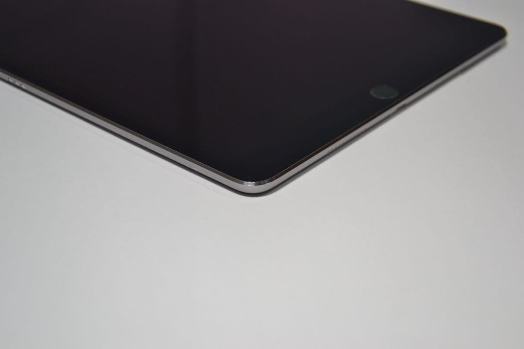 iPad Pro 10.5インチ Wi-Fi スペースグレイ 64GB