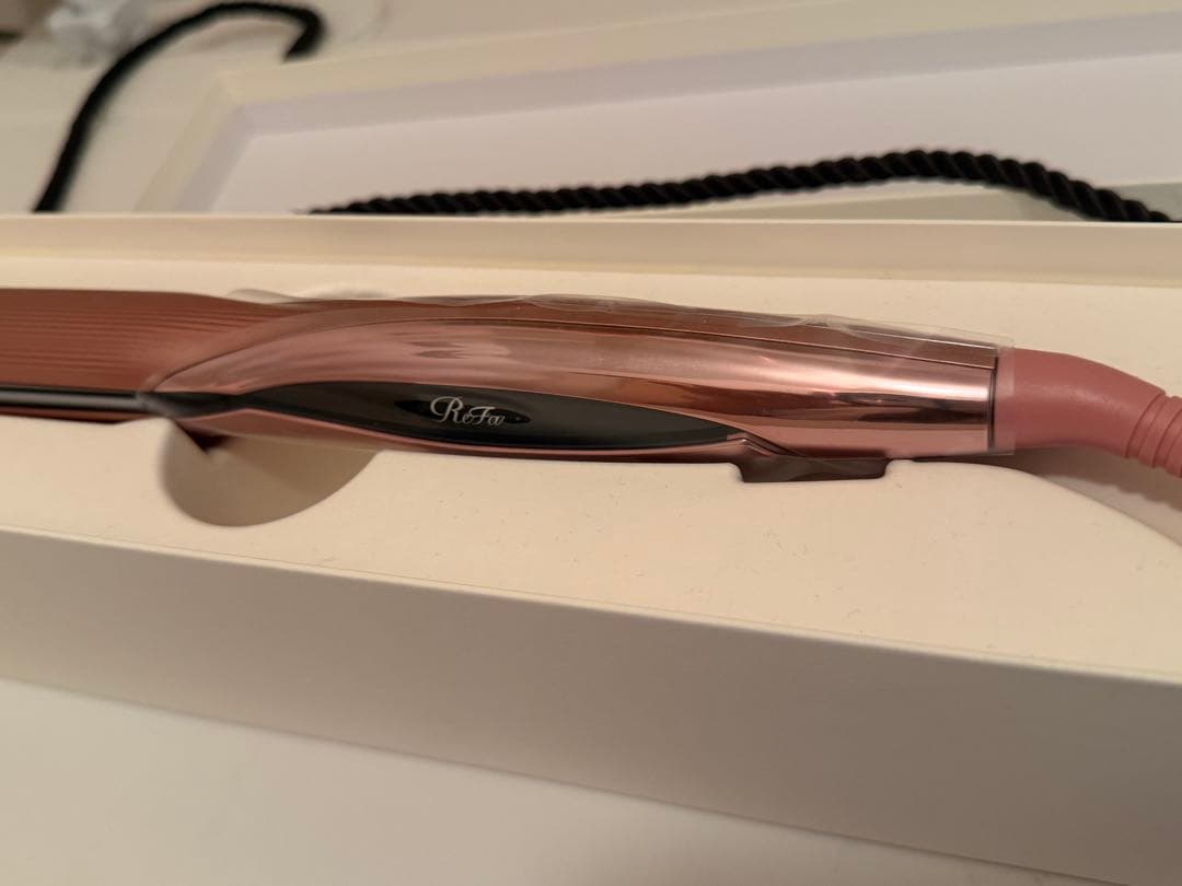 リファ ビューテックストレートヘアアイロン ピンク 新品