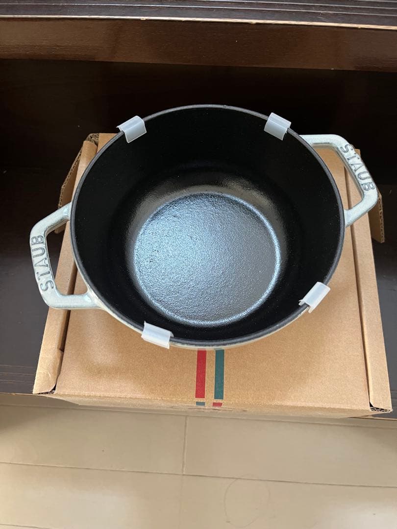 【新品/未使用】STAUB Wa-NABE S Lily カンパーニュ 16cm