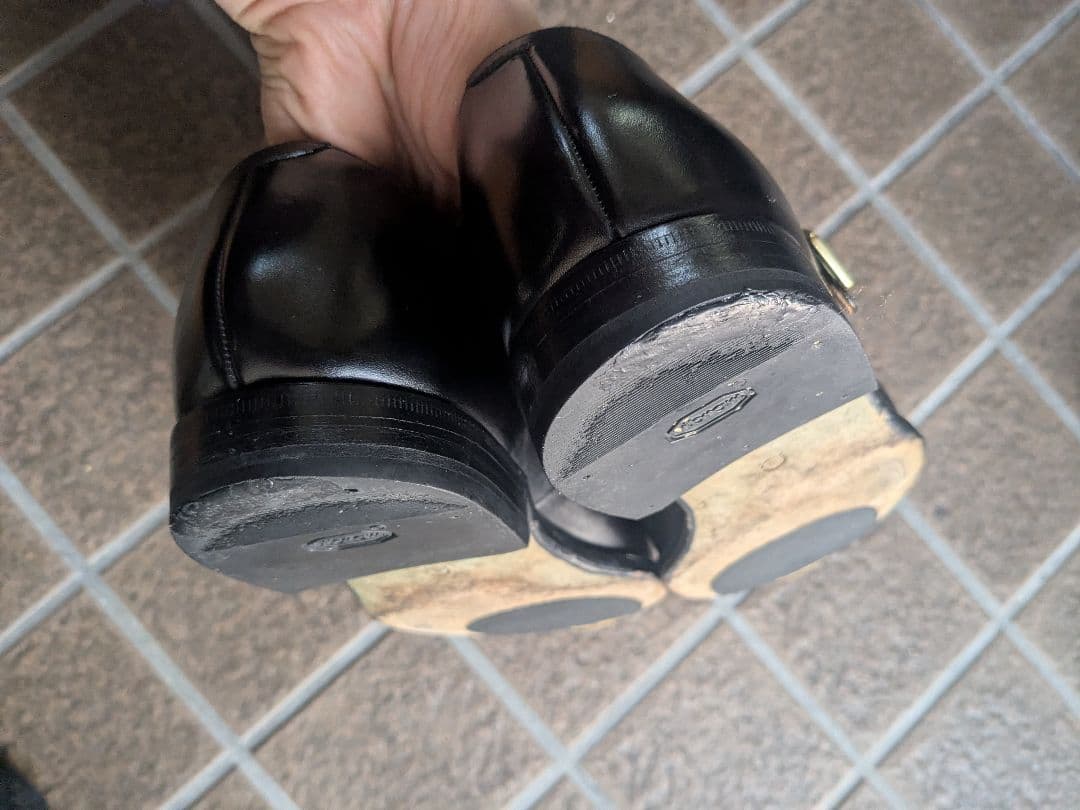 calmantholgy カルマンソロジー Tストラップ UK9