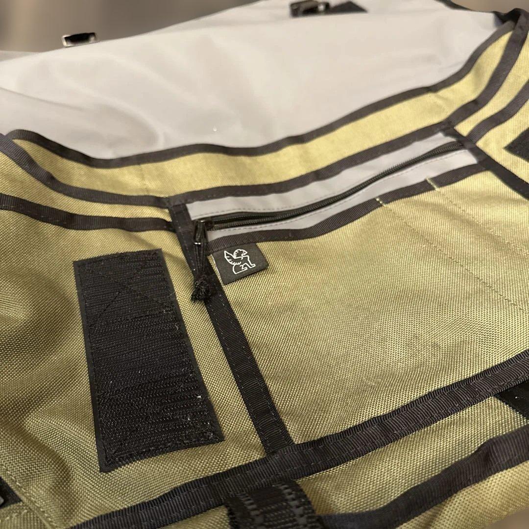 マ*ん様 CHROME クローム　美品　メッセンジャーバッグ オリーブブランチ