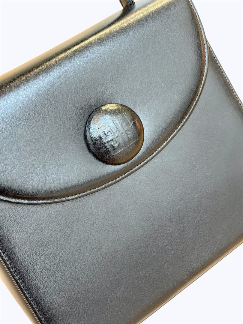 P*e様 GIVENCHY ハンドバッグ