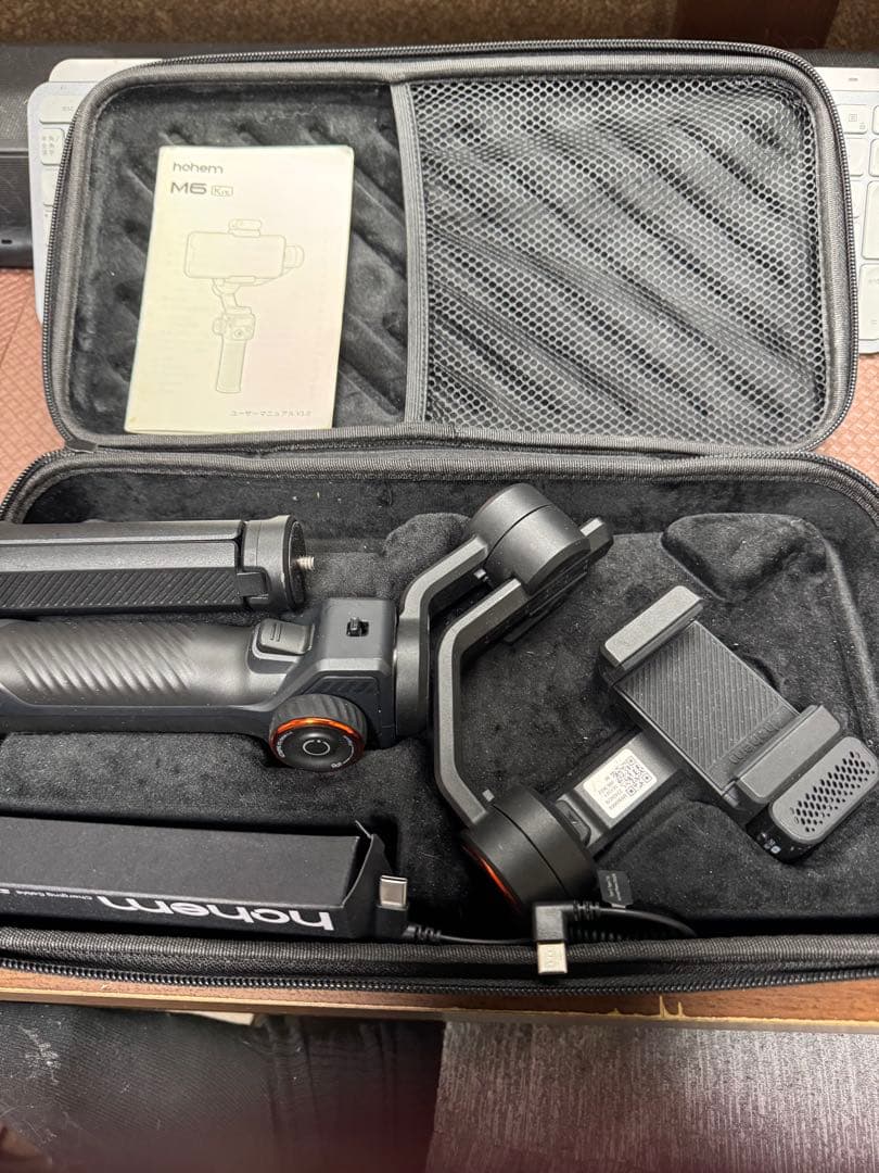 hohem M6 スマホスタビライザーとライトセット