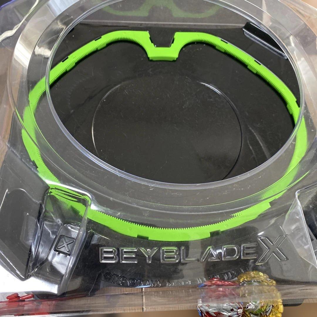 ベイブレード　スタジアムセット　まとめ売り（多色、付属品付き）