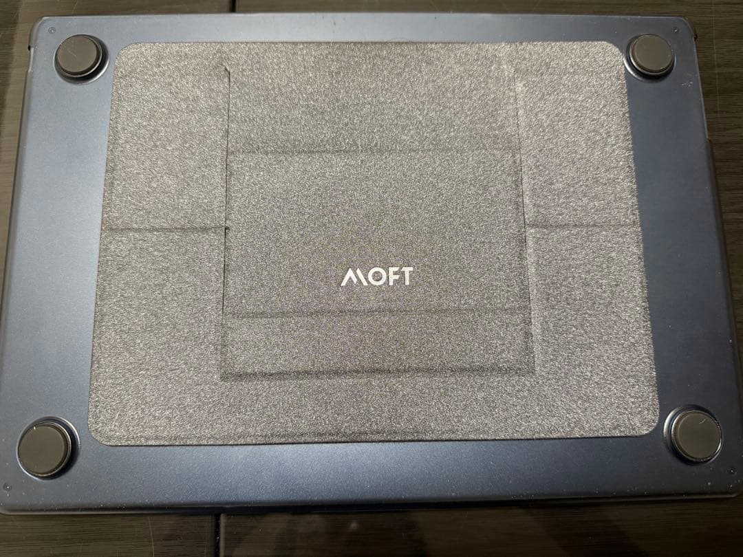 M2チップ MacBook Air 8GBメモリ 256GBストレージ