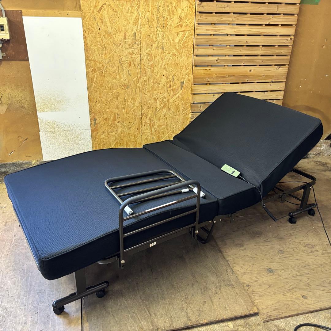 早い者勝ち‼️ニトリ 電動ベッド セレサ3 折りたたみベッド