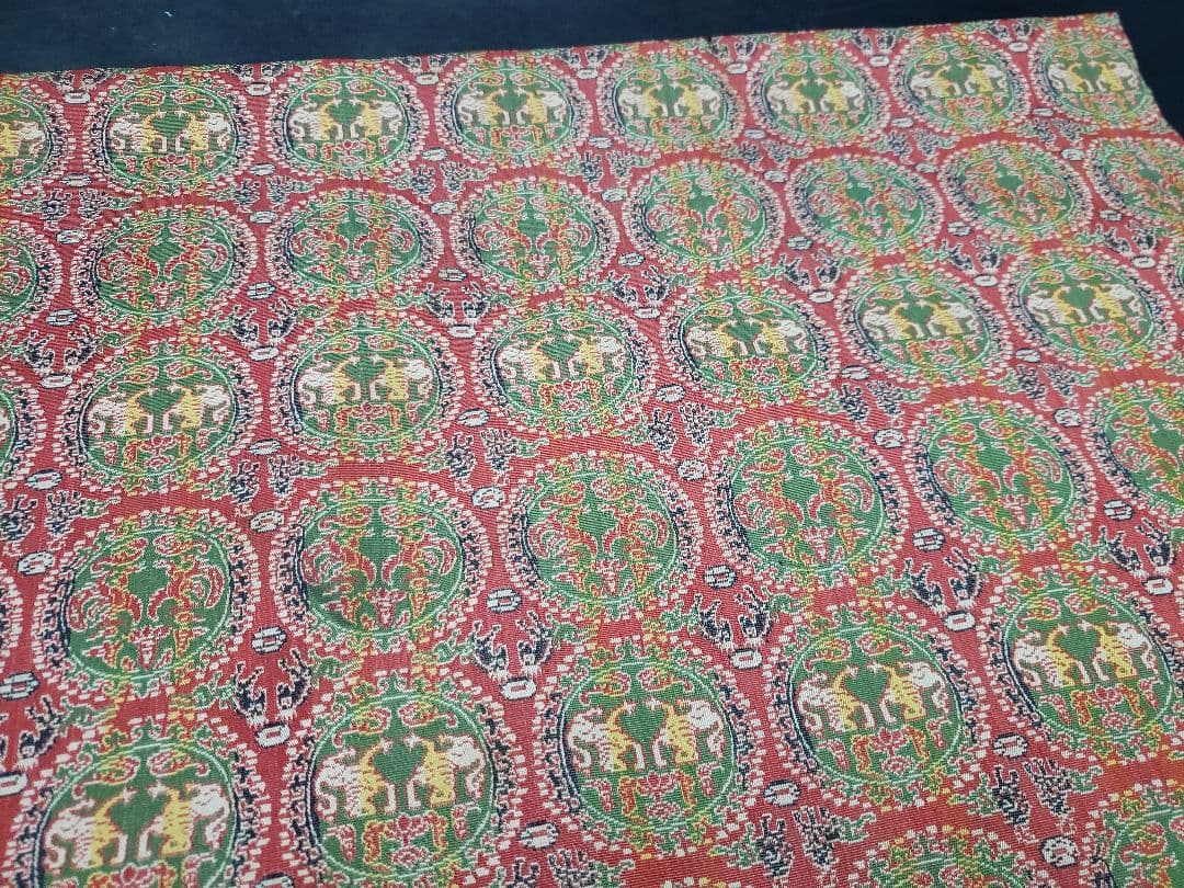 龍村美術織物　テーブルクロス　PURE SILK