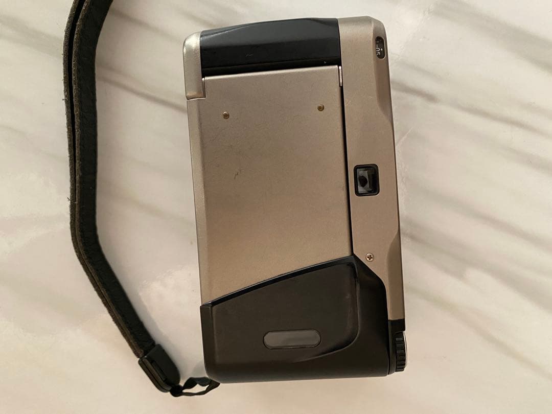 CONTAX T2 コンパクトフィルムカメラ