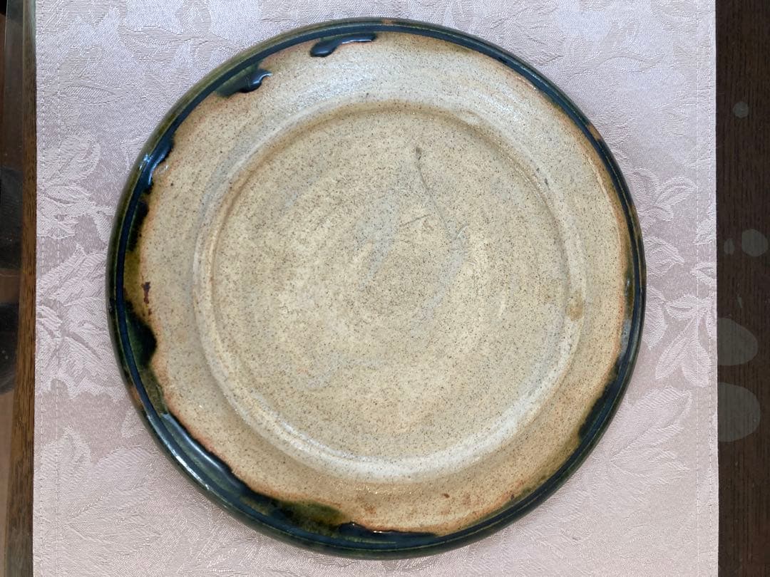 織部焼　作家物大皿26cm 蜂文　 掻き銘あり　美濃焼盛皿