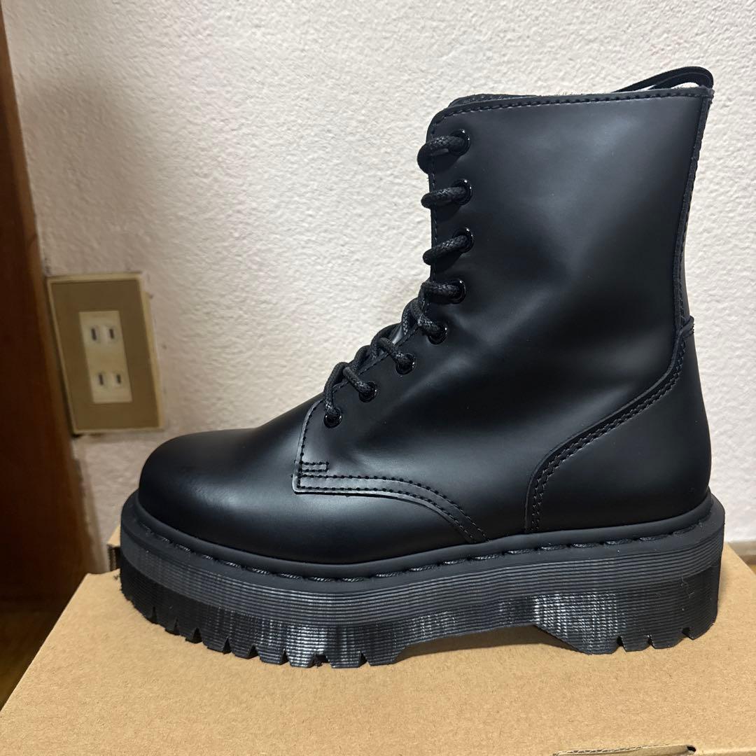 Dr. Martensドクターマーチン JADON MONO 8 ホール ブーツ