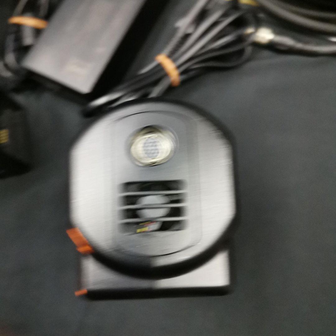 POVCAM 4K　中古品[20mケーブル付属]