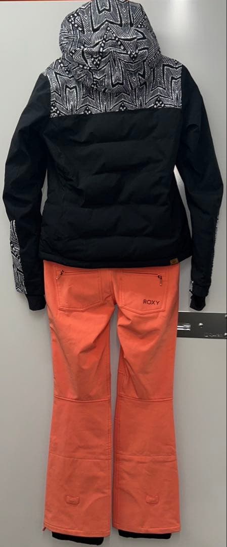 新品未使用ROXY スノーボードウェア　上下セットアップ