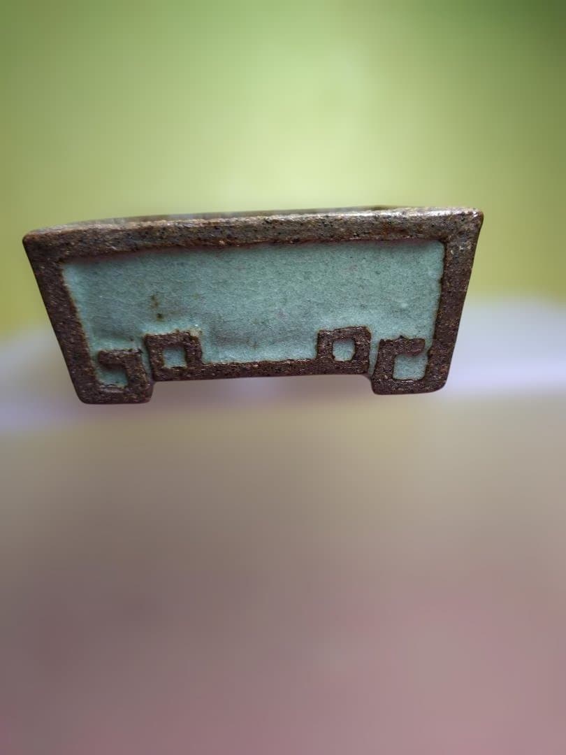 陶器製長方形プランター 青緑色と赤色の模様