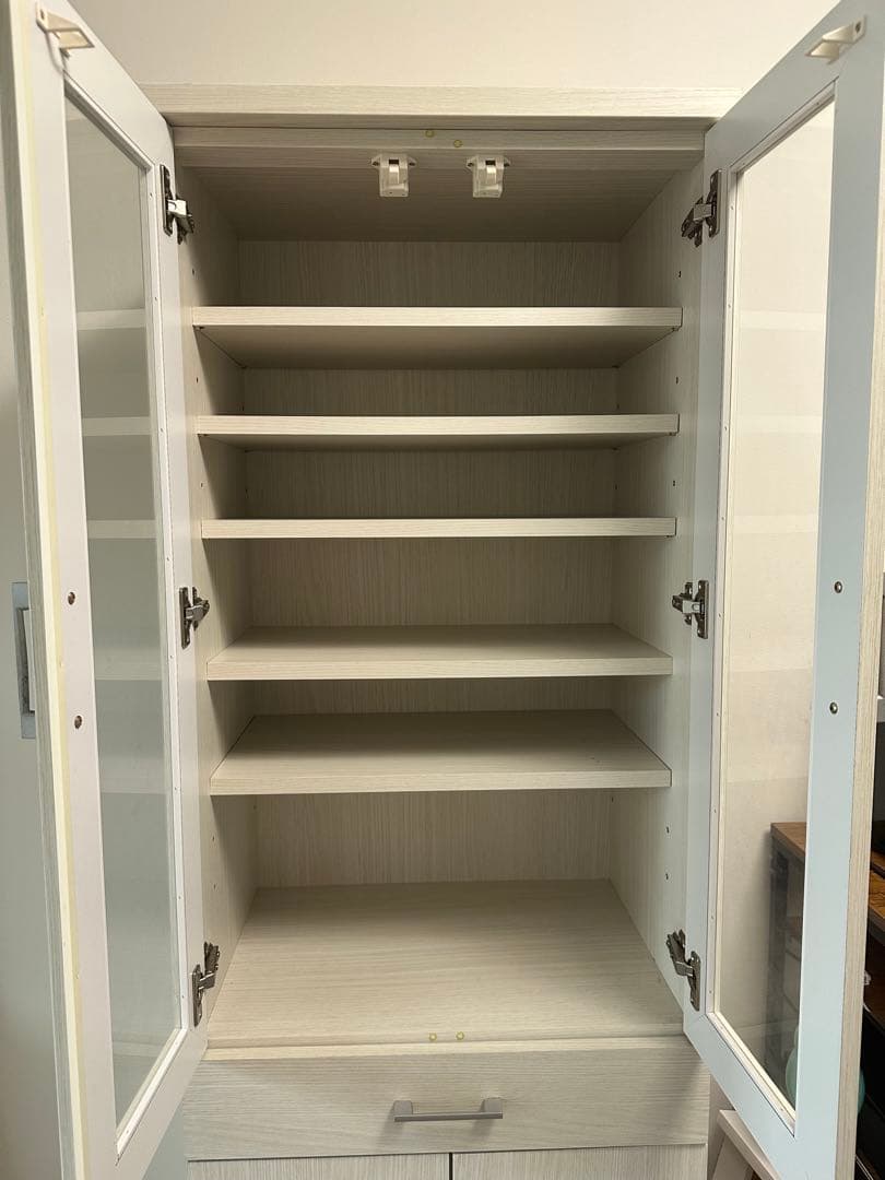 【値下げ中】キッチン　食器棚　ホワイト