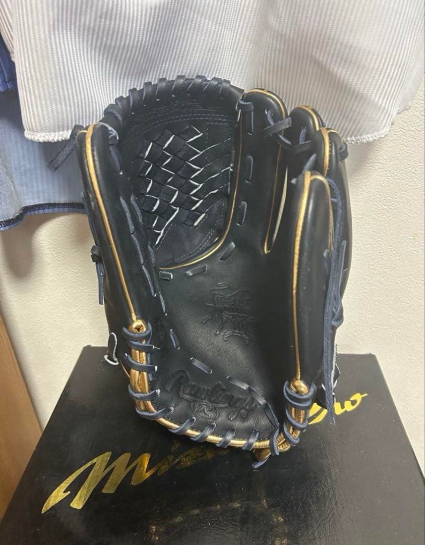 Rawlings 軟式グローブ 黒 金色アクセント