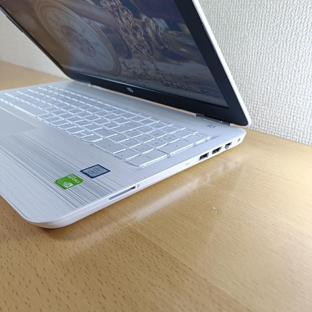 ノートPC Windows11 Core i7 SSD メモリ16GB HP 白