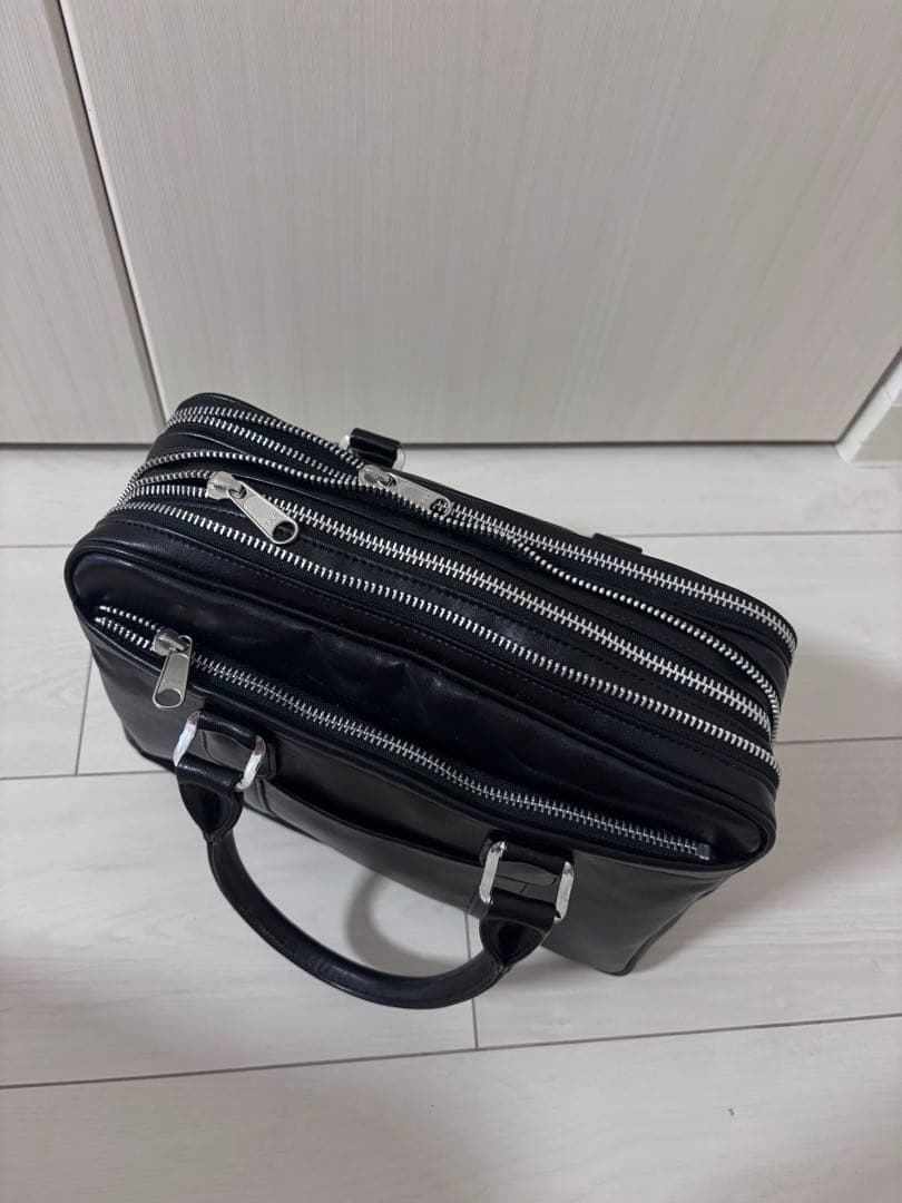 commedesgarcons ハンドバッグ　ダブルジップ