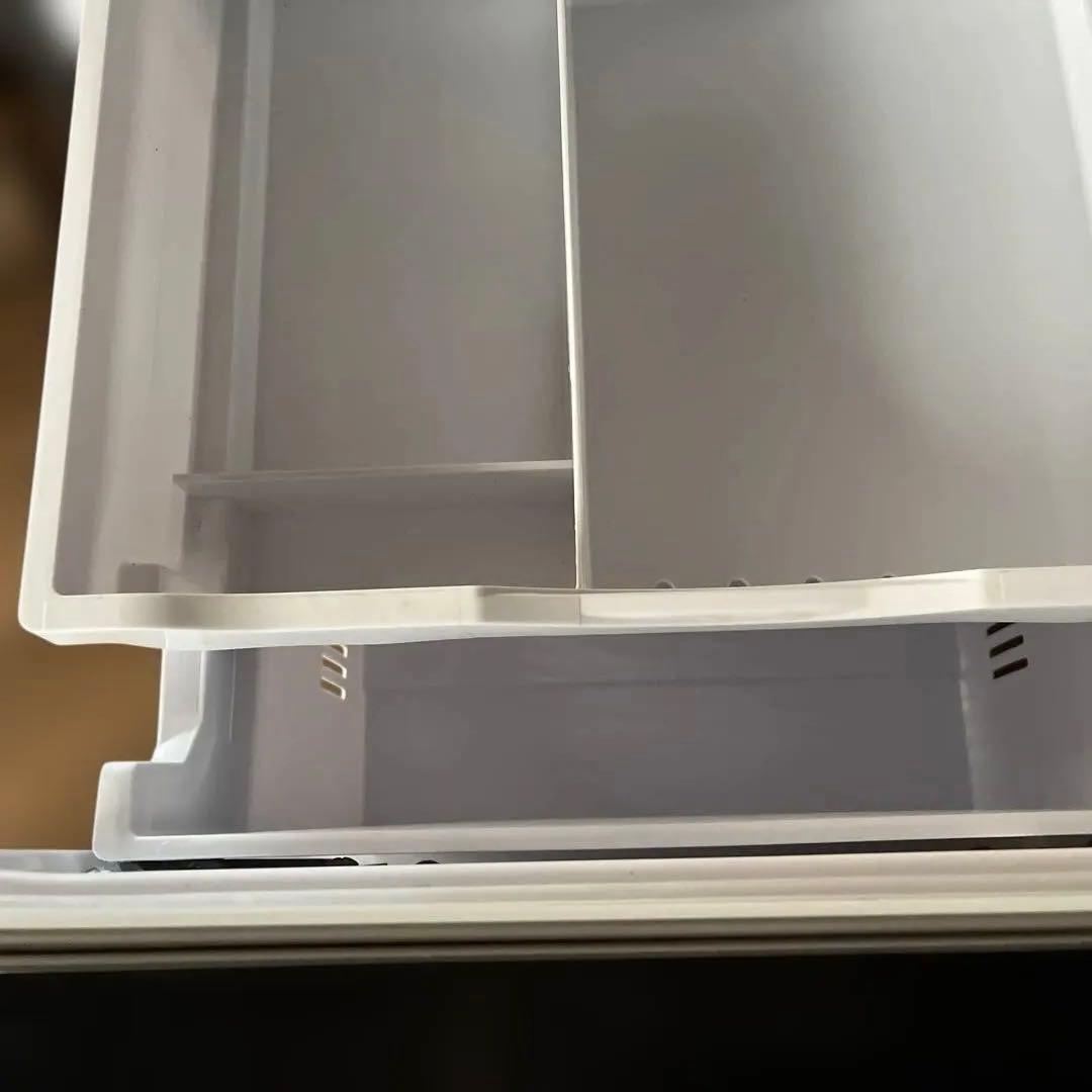 HITACHI 冷蔵庫 R-V32TV 製氷タンクなし　2024年製