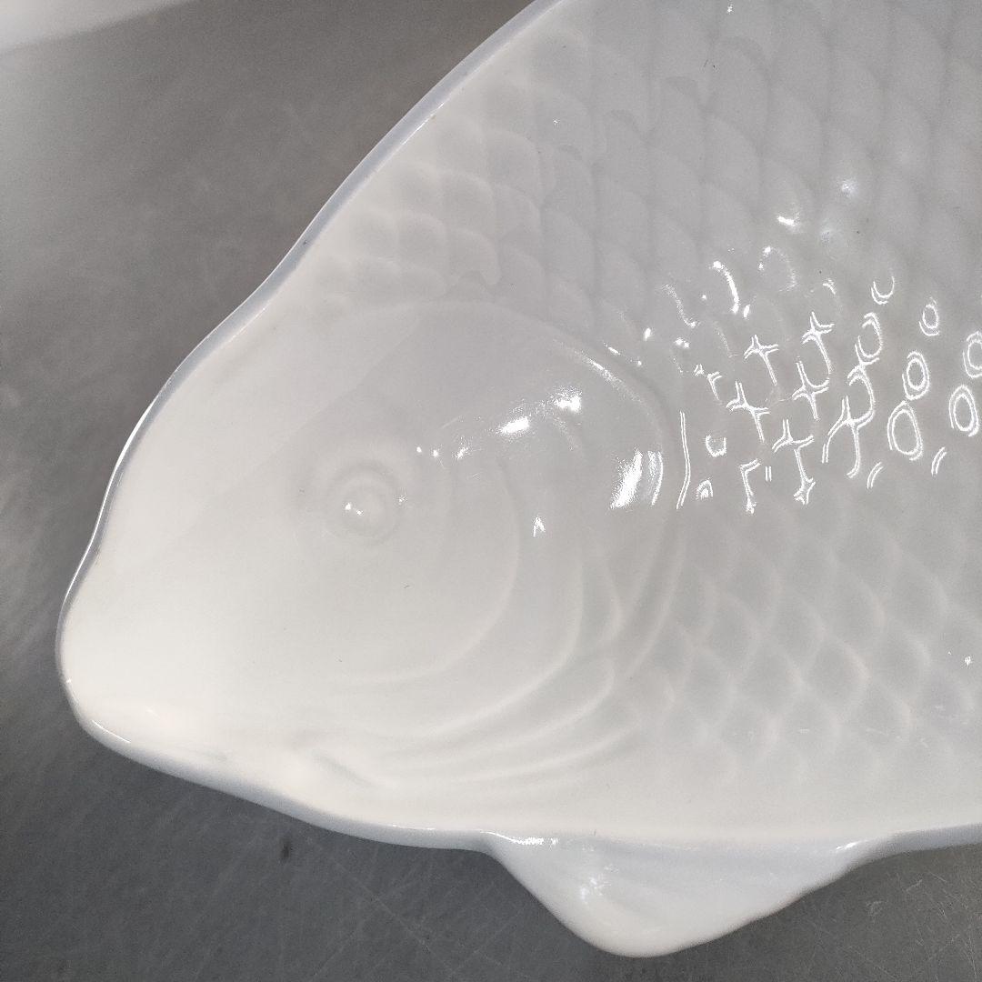 A1374-2/京峰 作/白磁魚文銘々皿5客/大皿/飾皿/盛皿/膾皿/懐石道具/