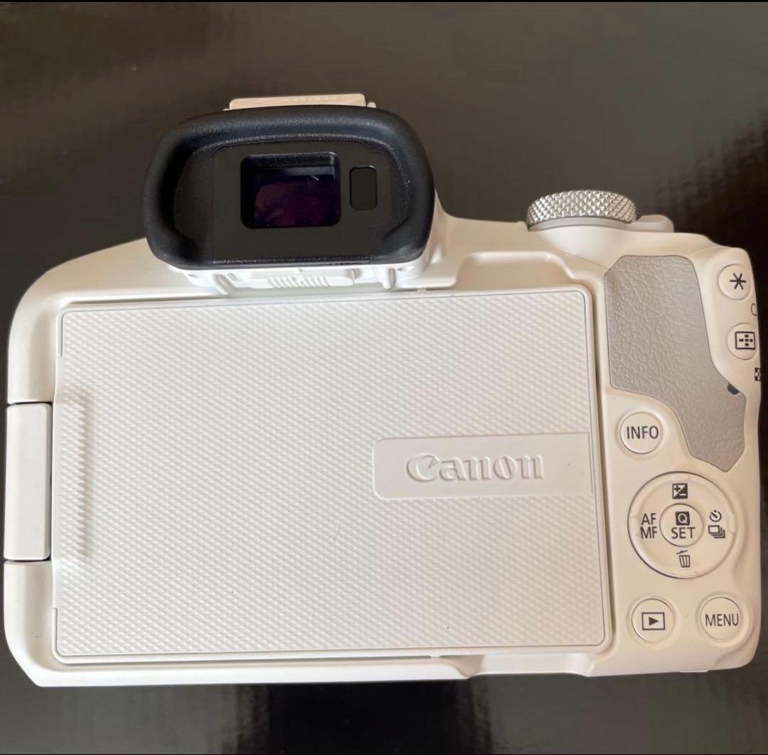 Canon EOS R50 ホワイト ダブルズームレンズキット
