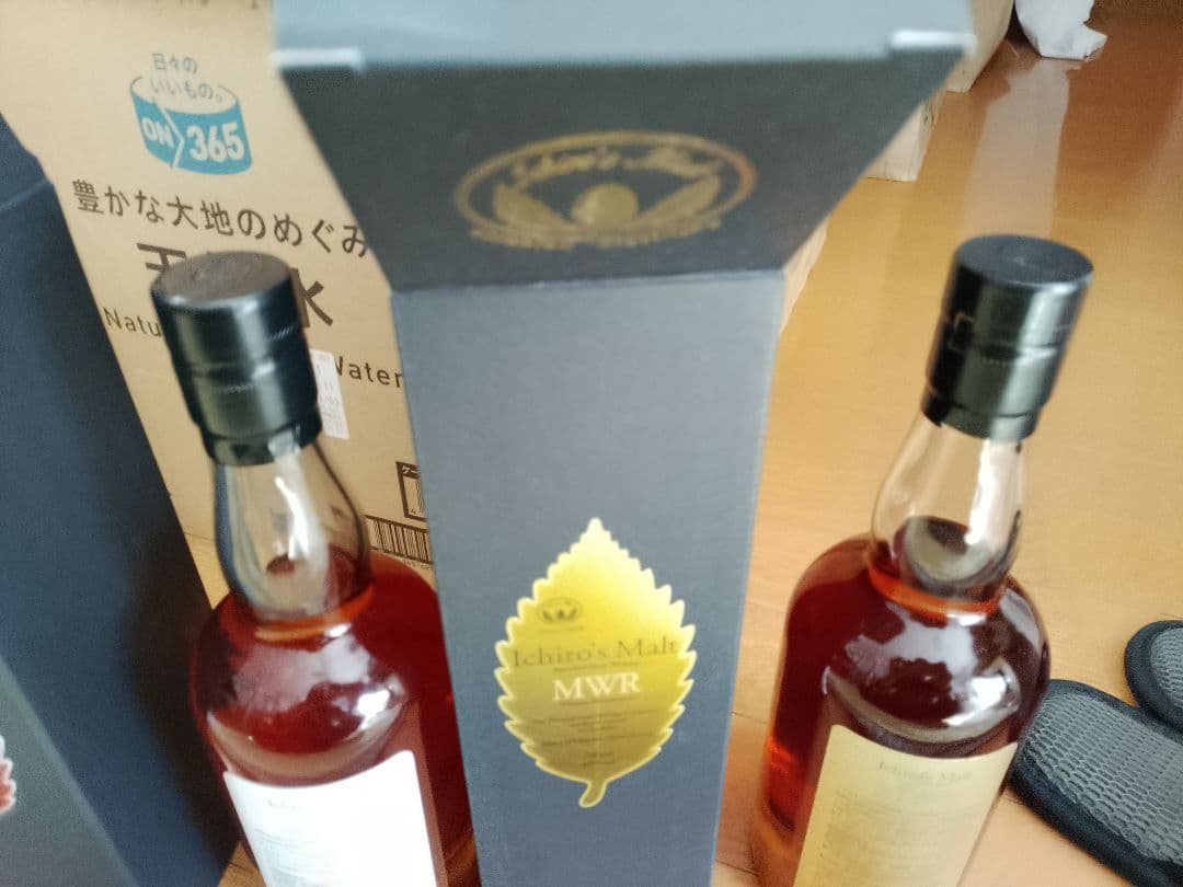 イチローズモルト　ワインウッドリザーブ&ミズナラウッドリザーブ